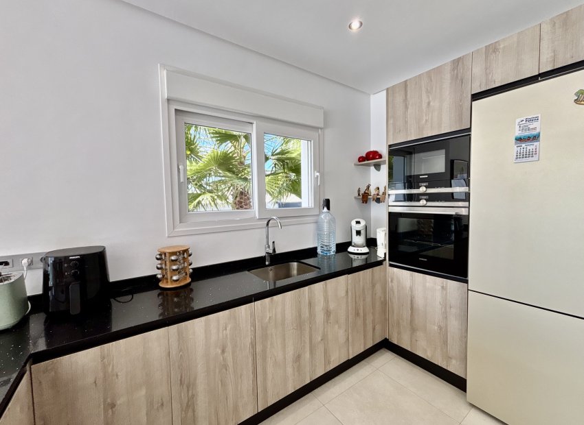 New Build - Detached House / Villa -
Benijofar