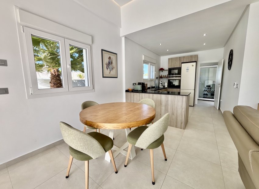 New Build - Detached House / Villa -
Benijofar