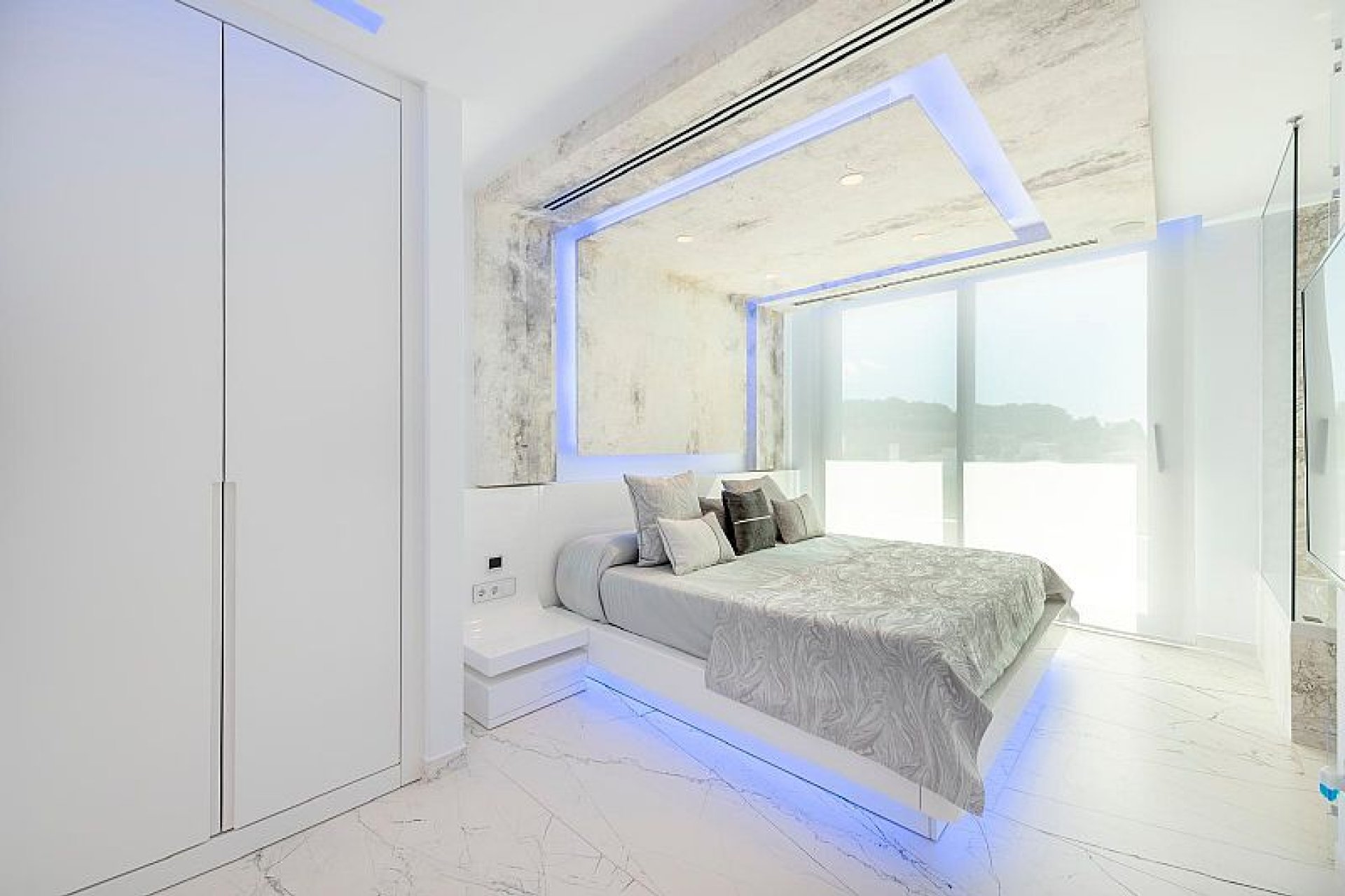 New Build - Detached House / Villa -
Calpe