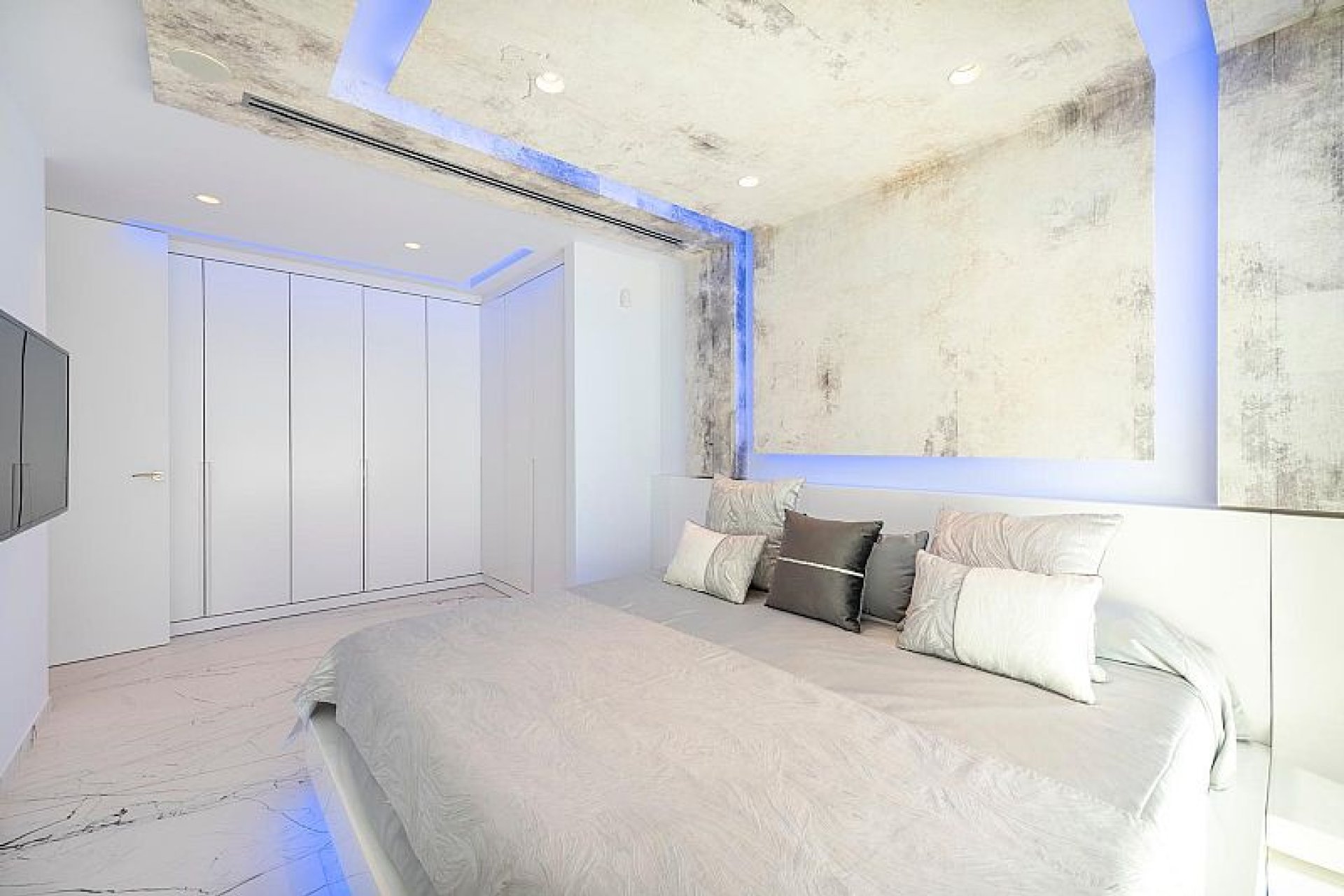 New Build - Detached House / Villa -
Calpe