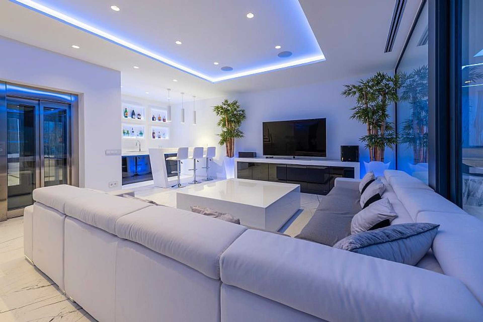 New Build - Detached House / Villa -
Calpe