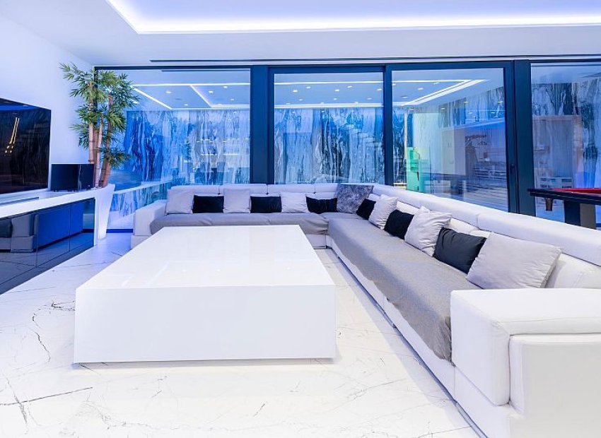 New Build - Detached House / Villa -
Calpe