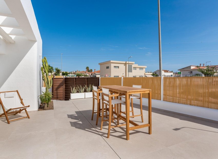 New Build - Detached House / Villa -
Dolores - polideportivo