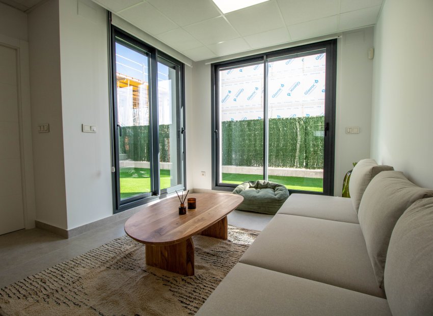 New Build - Detached House / Villa -
Finestrat