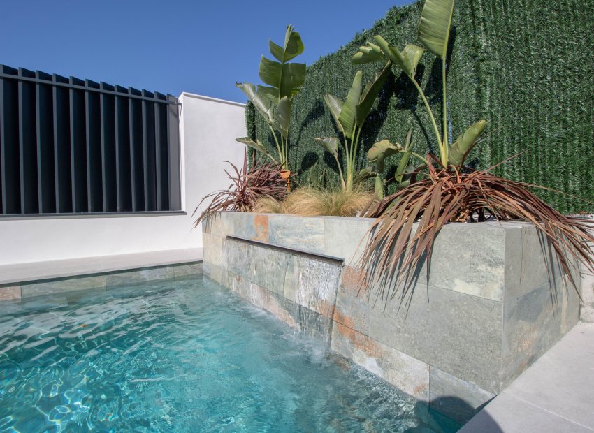New Build - Detached House / Villa -
Finestrat