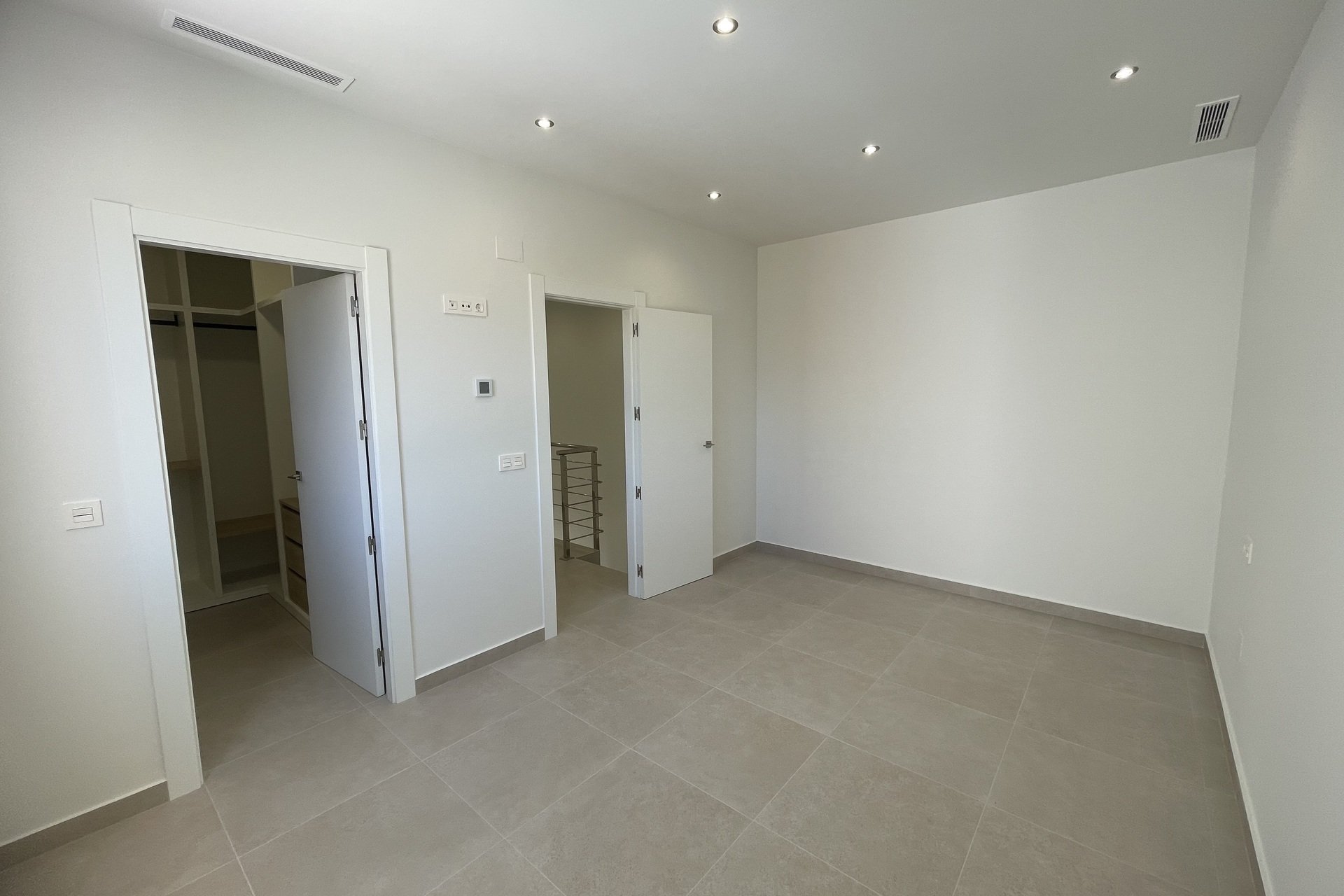 New Build - Detached House / Villa -
Heredades