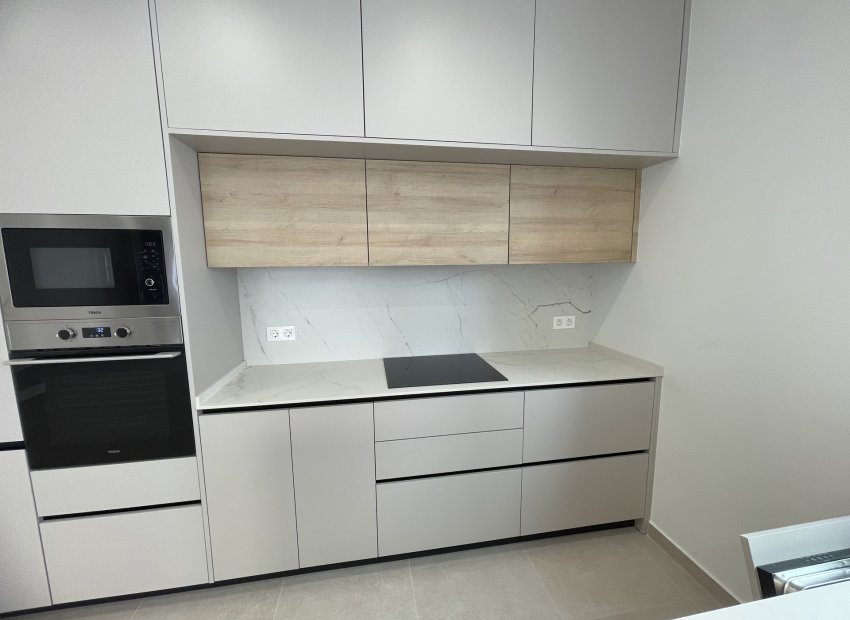 New Build - Detached House / Villa -
Heredades