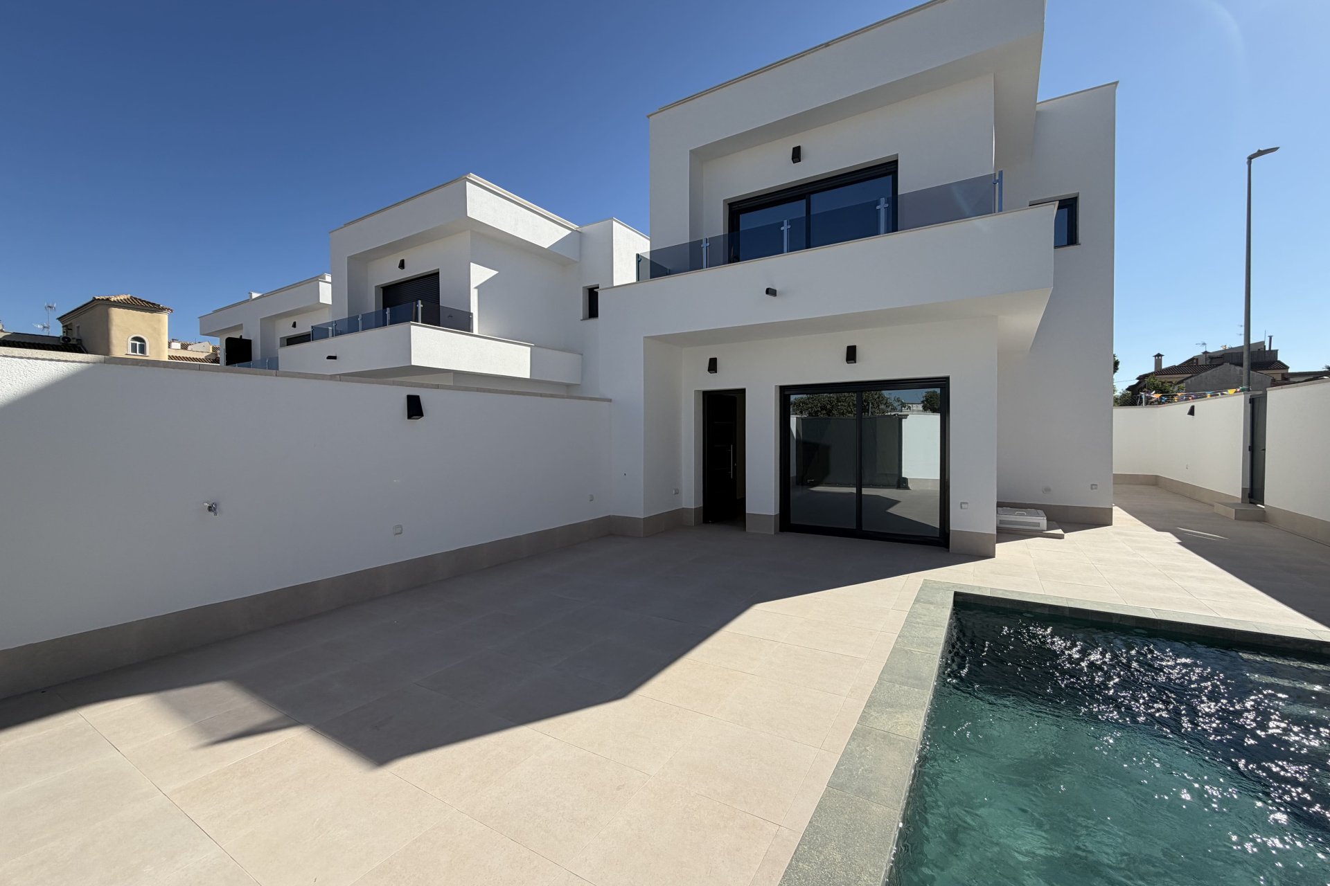 New Build - Detached House / Villa -
Heredades