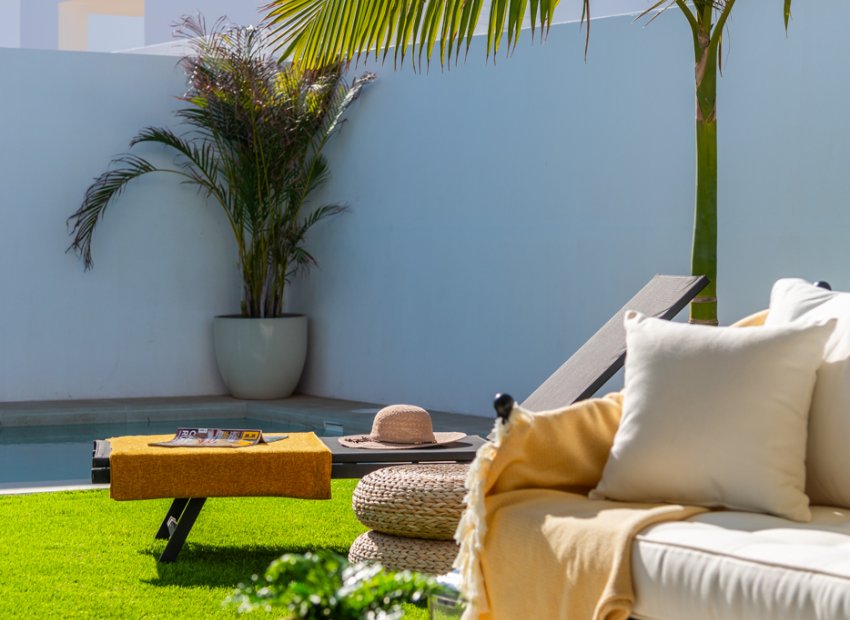 New Build - Detached House / Villa -
Islas Menores