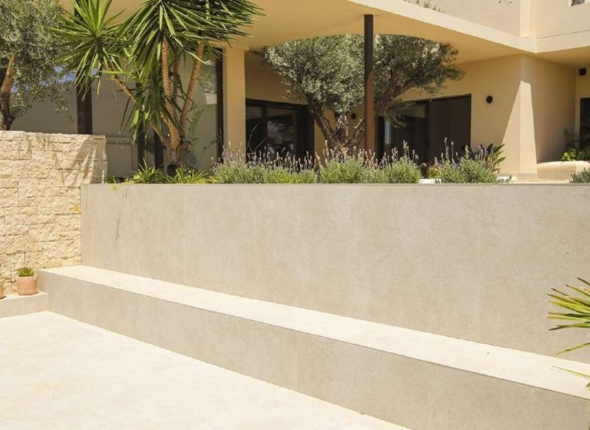 New Build - Detached House / Villa -
La Marina