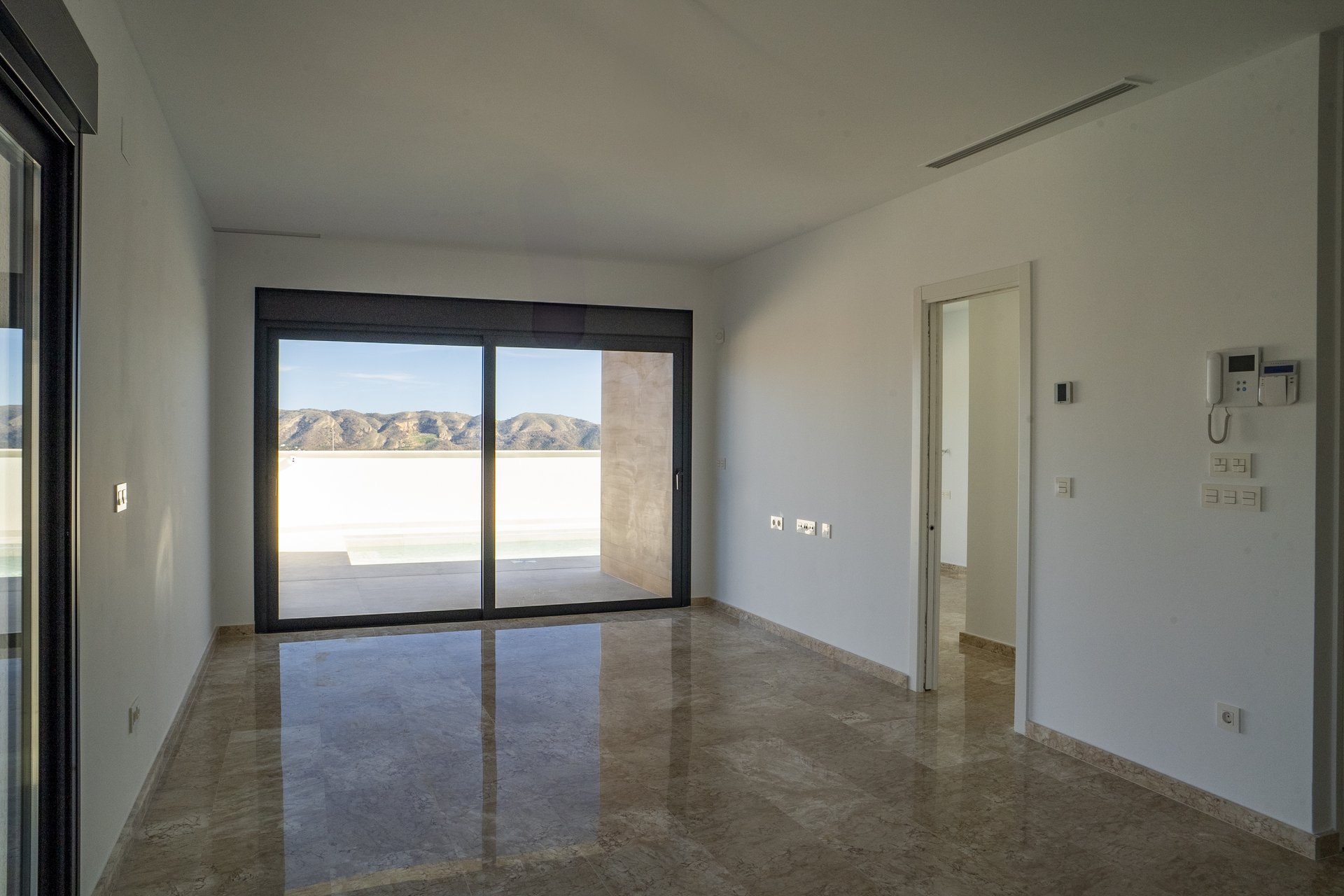 New Build - Detached House / Villa -
La Nucía