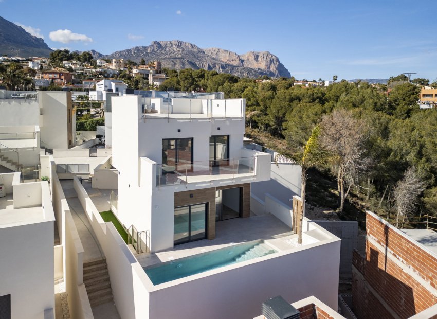 New Build - Detached House / Villa -
La Nucía