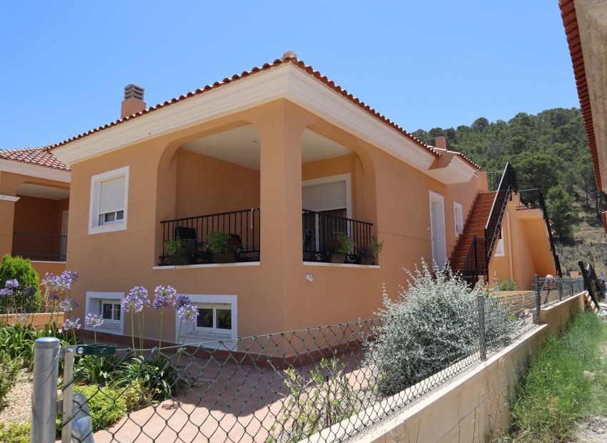 New Build - Detached House / Villa -
La Romana