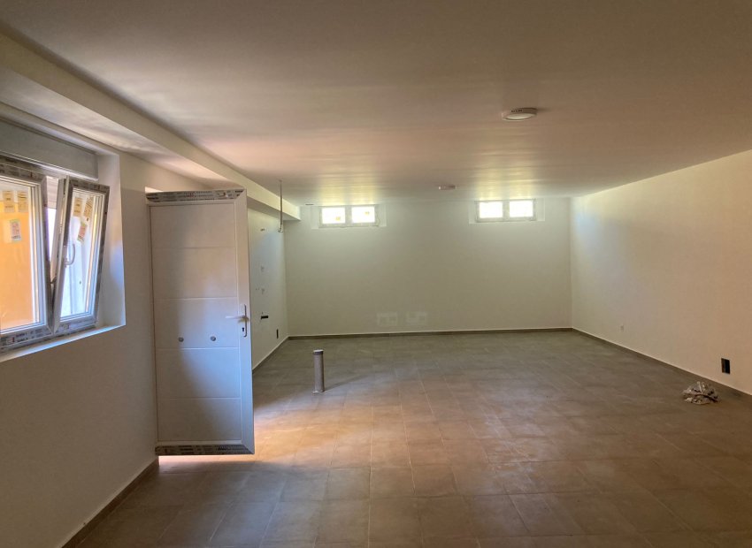 New Build - Detached House / Villa -
La Romana