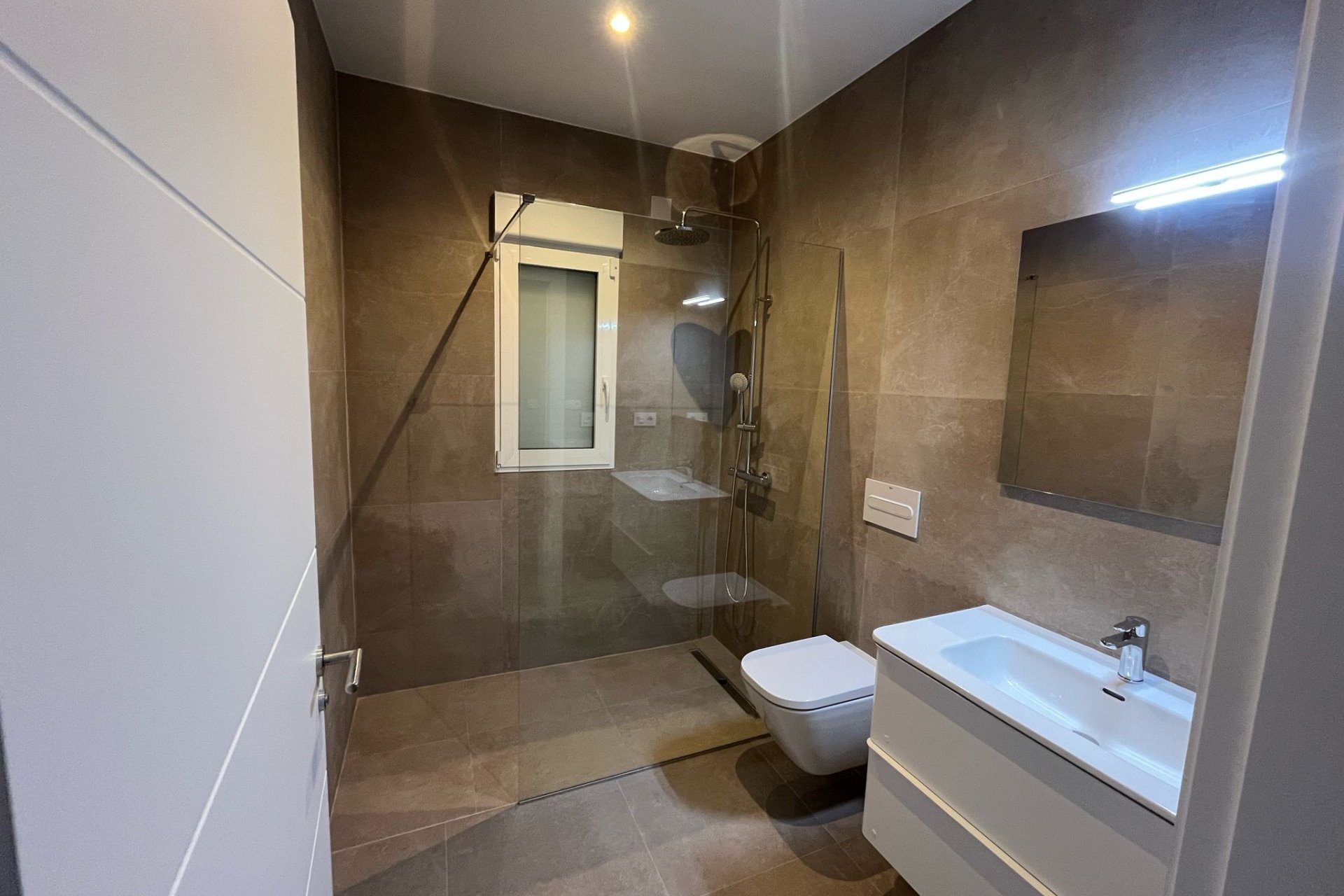 New Build - Detached House / Villa -
La Romana