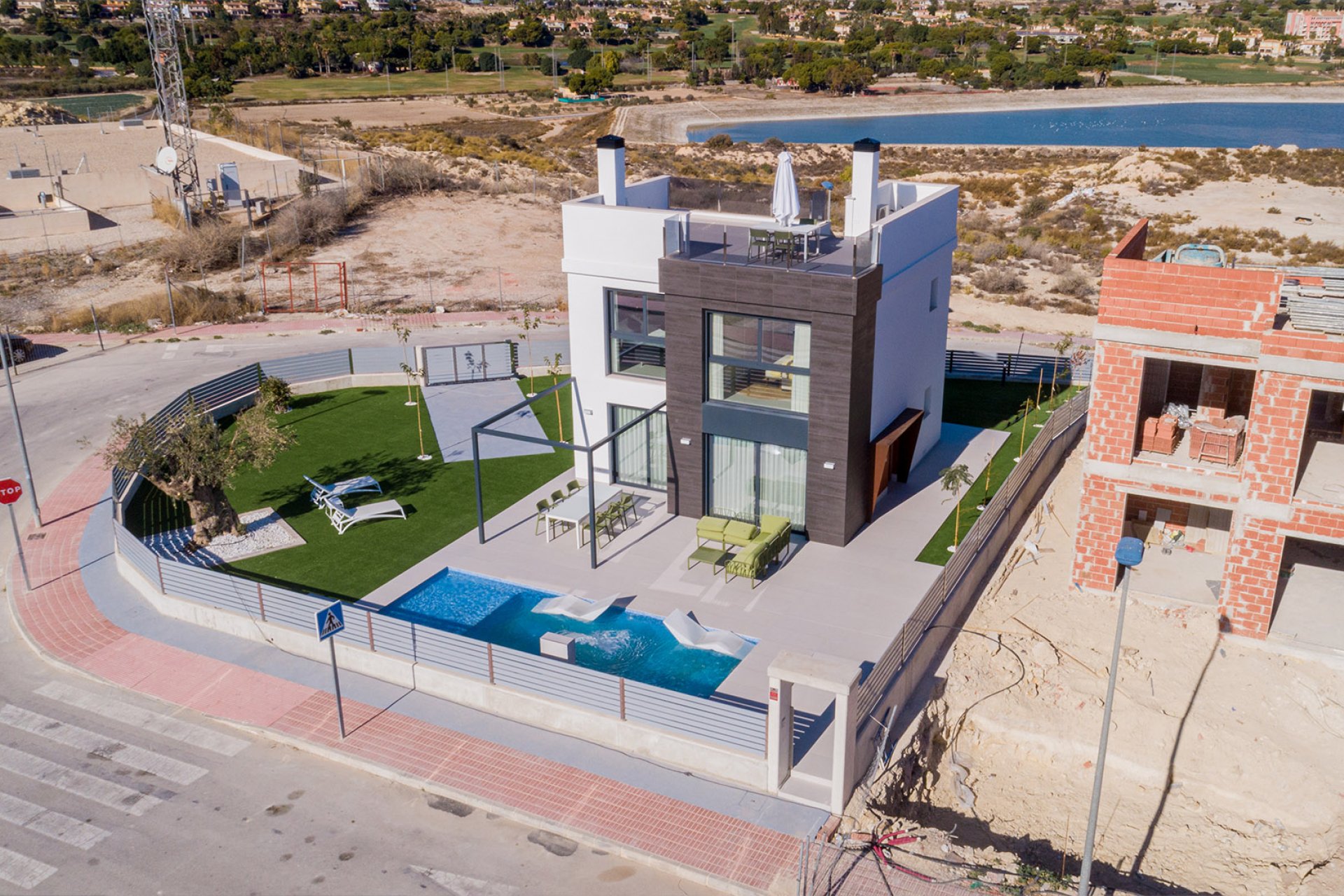New Build - Detached House / Villa -
Mutxamel
