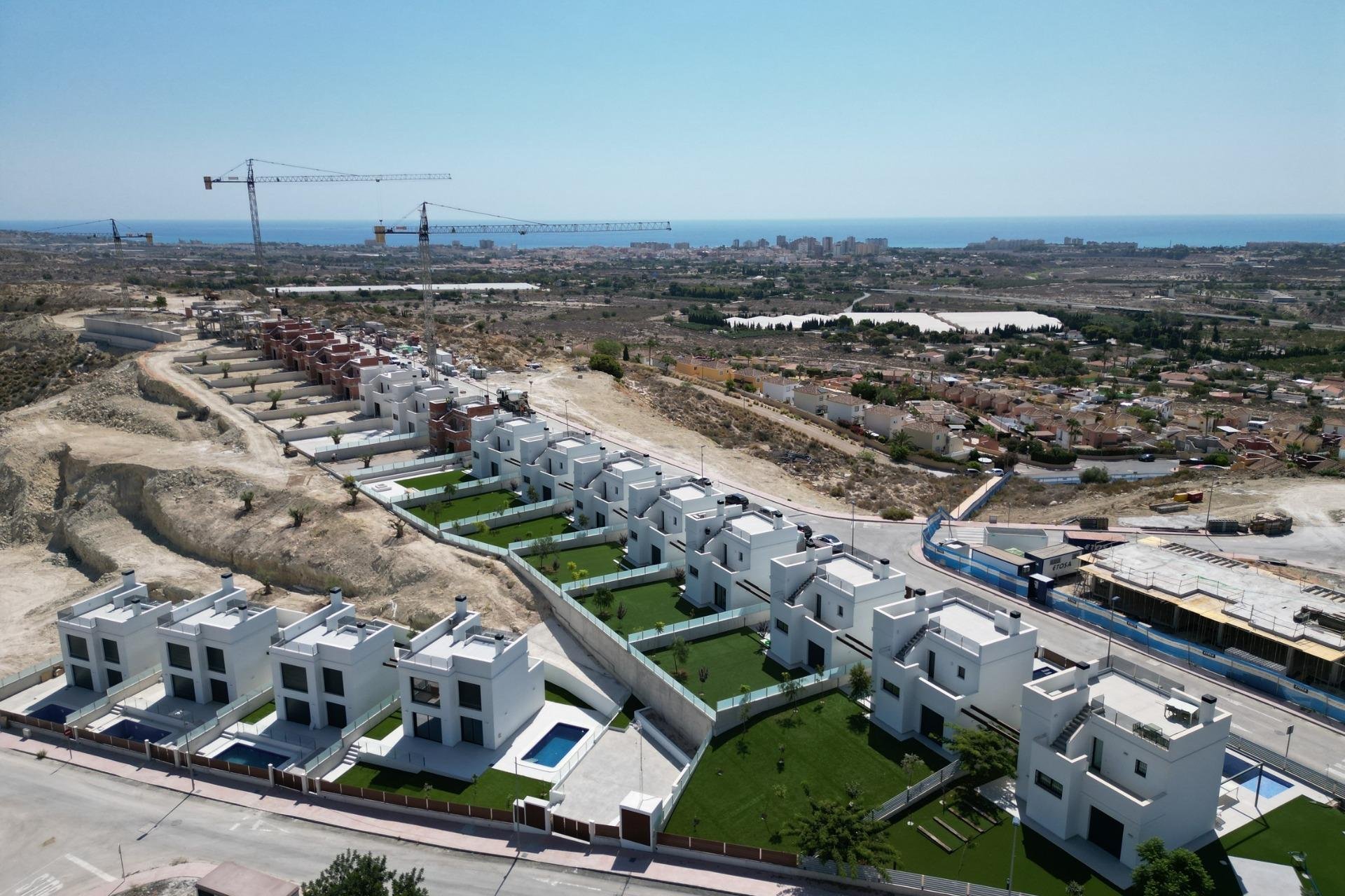 New Build - Detached House / Villa -
Mutxamel