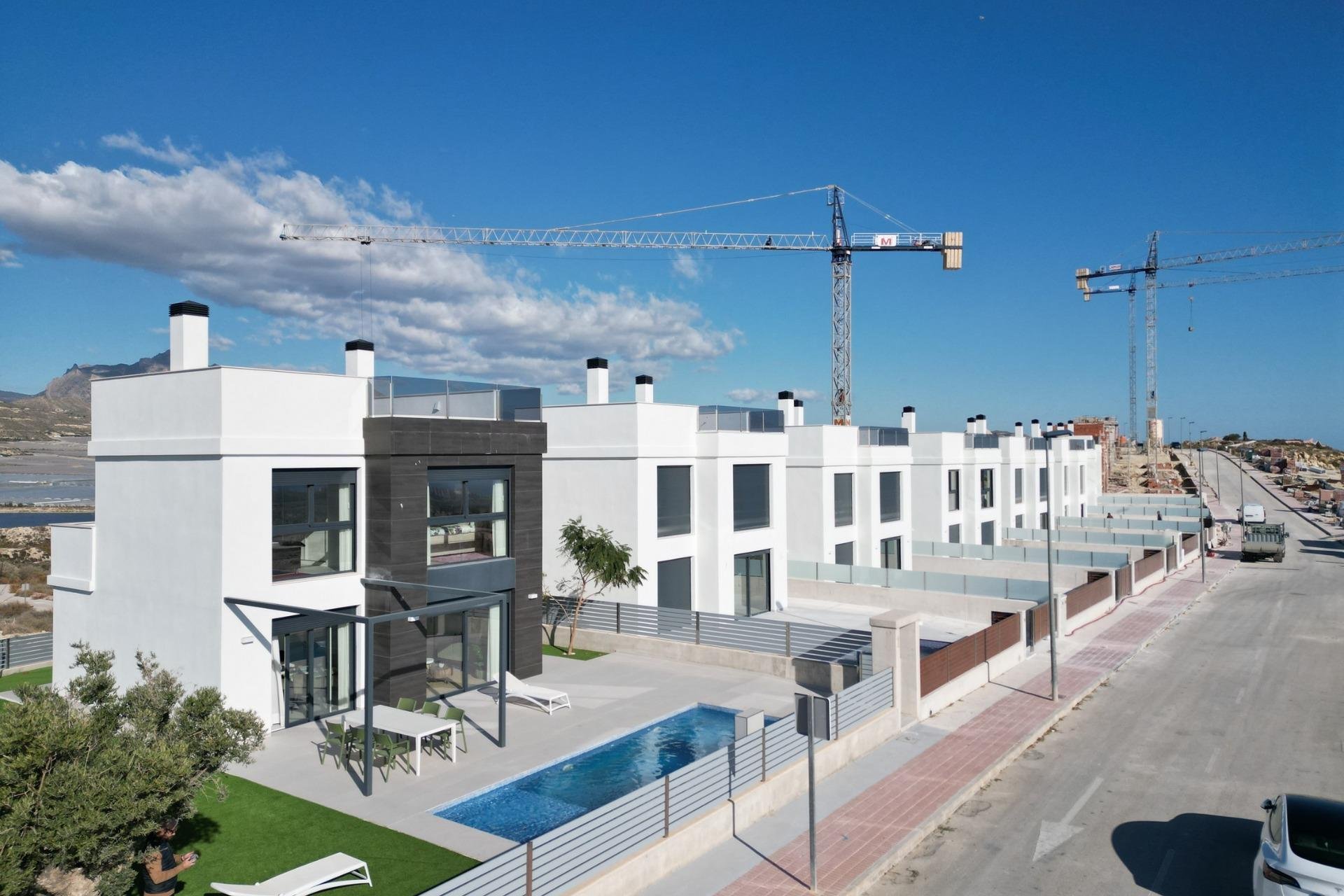 New Build - Detached House / Villa -
Mutxamel