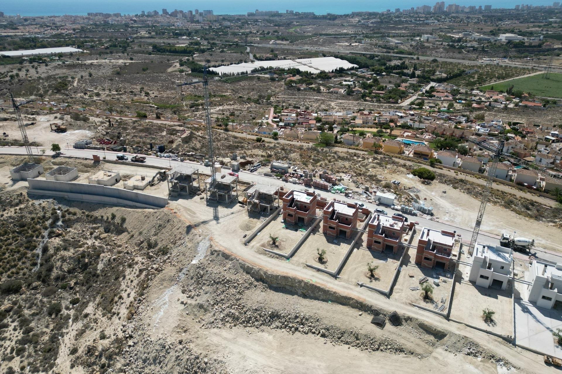New Build - Detached House / Villa -
Mutxamel