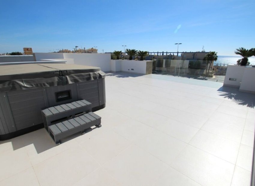 New Build - Detached House / Villa -
Orihuela Costa - Campoamor