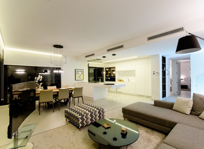 New Build - Detached House / Villa -
Orihuela Costa - Campoamor