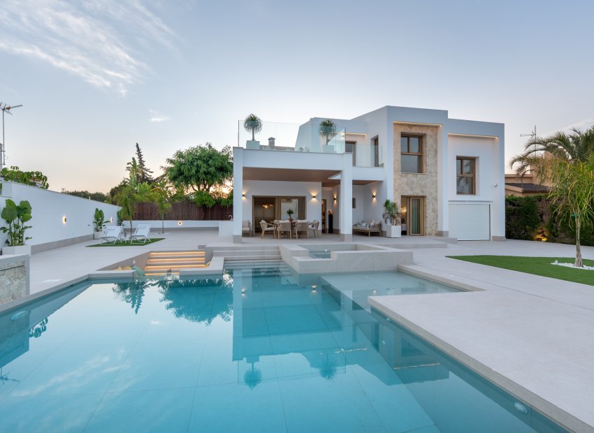 New Build - Detached House / Villa -
Orihuela Costa