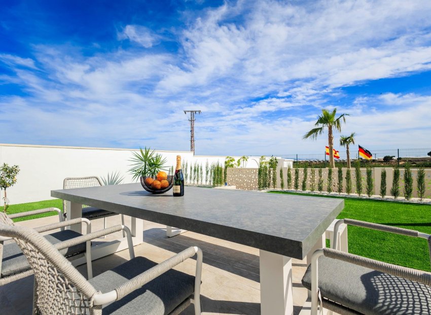 New Build - Detached House / Villa -
Pilar de la Horadada - Lo Romero Golf