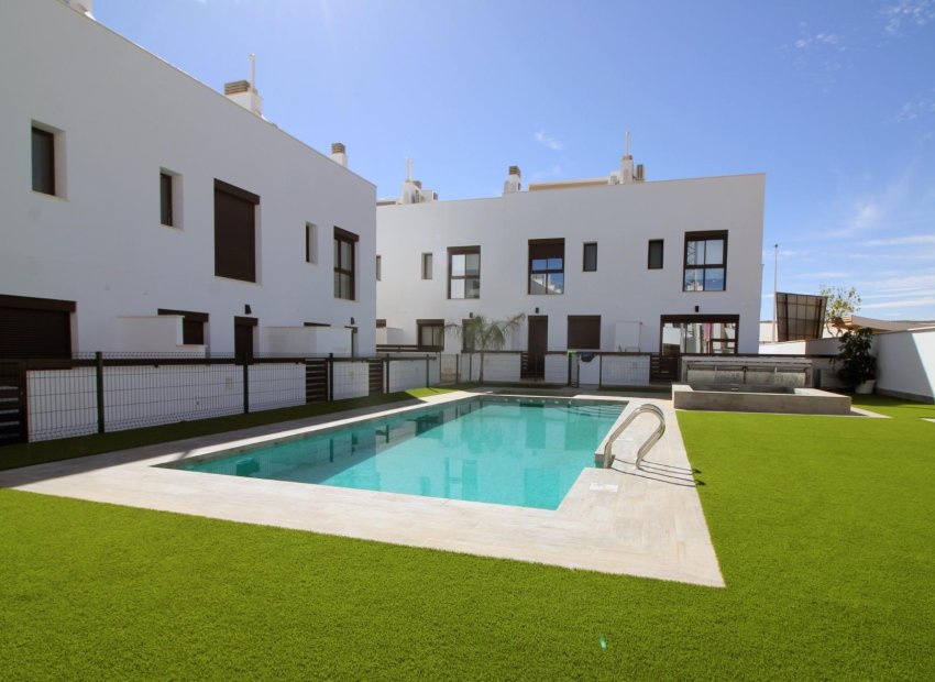 New Build - Detached House / Villa -
Pilar de la Horadada - parque Andromeda