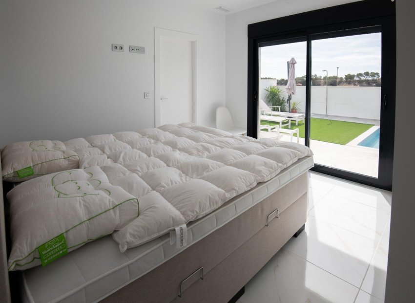 New Build - Detached House / Villa -
Pilar de la Horadada - Pinar de Campoverde
