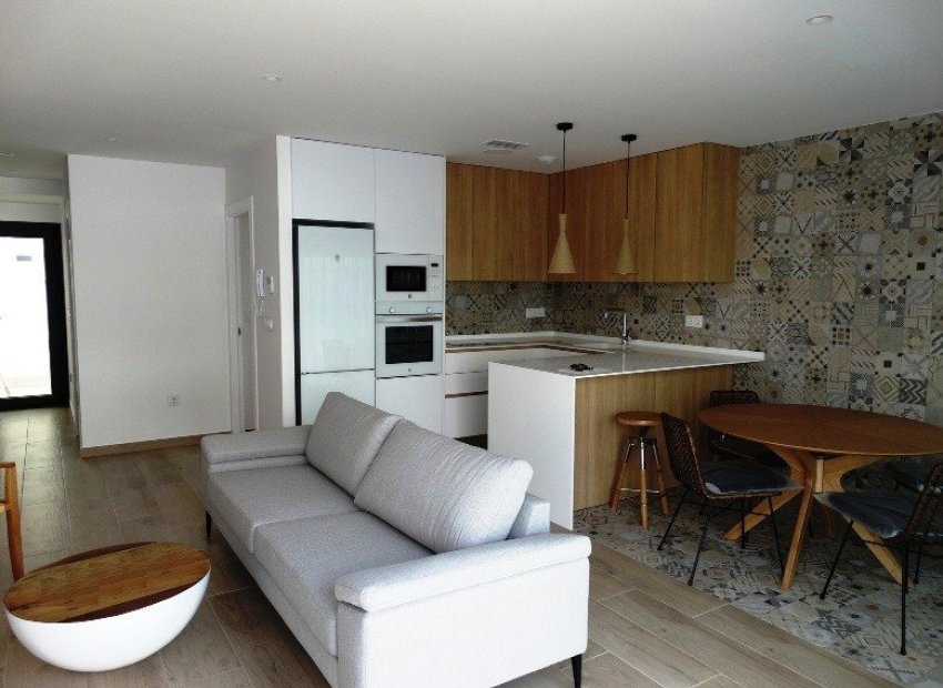 New Build - Detached House / Villa -
Pilar de la Horadada - pueblo