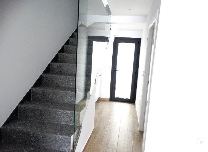 New Build - Detached House / Villa -
Pilar de la Horadada - pueblo