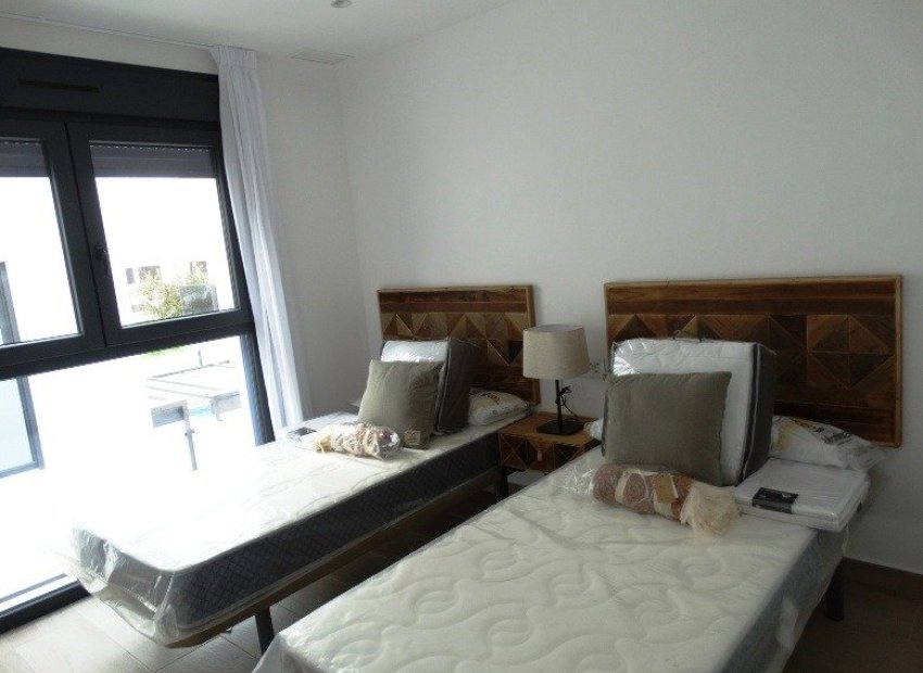 New Build - Detached House / Villa -
Pilar de la Horadada - pueblo