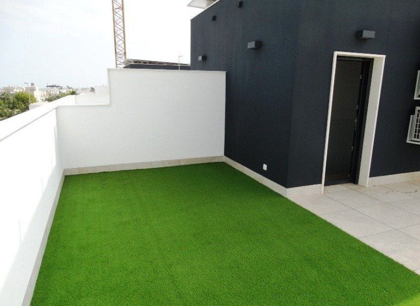 New Build - Detached House / Villa -
Pilar de la Horadada - pueblo