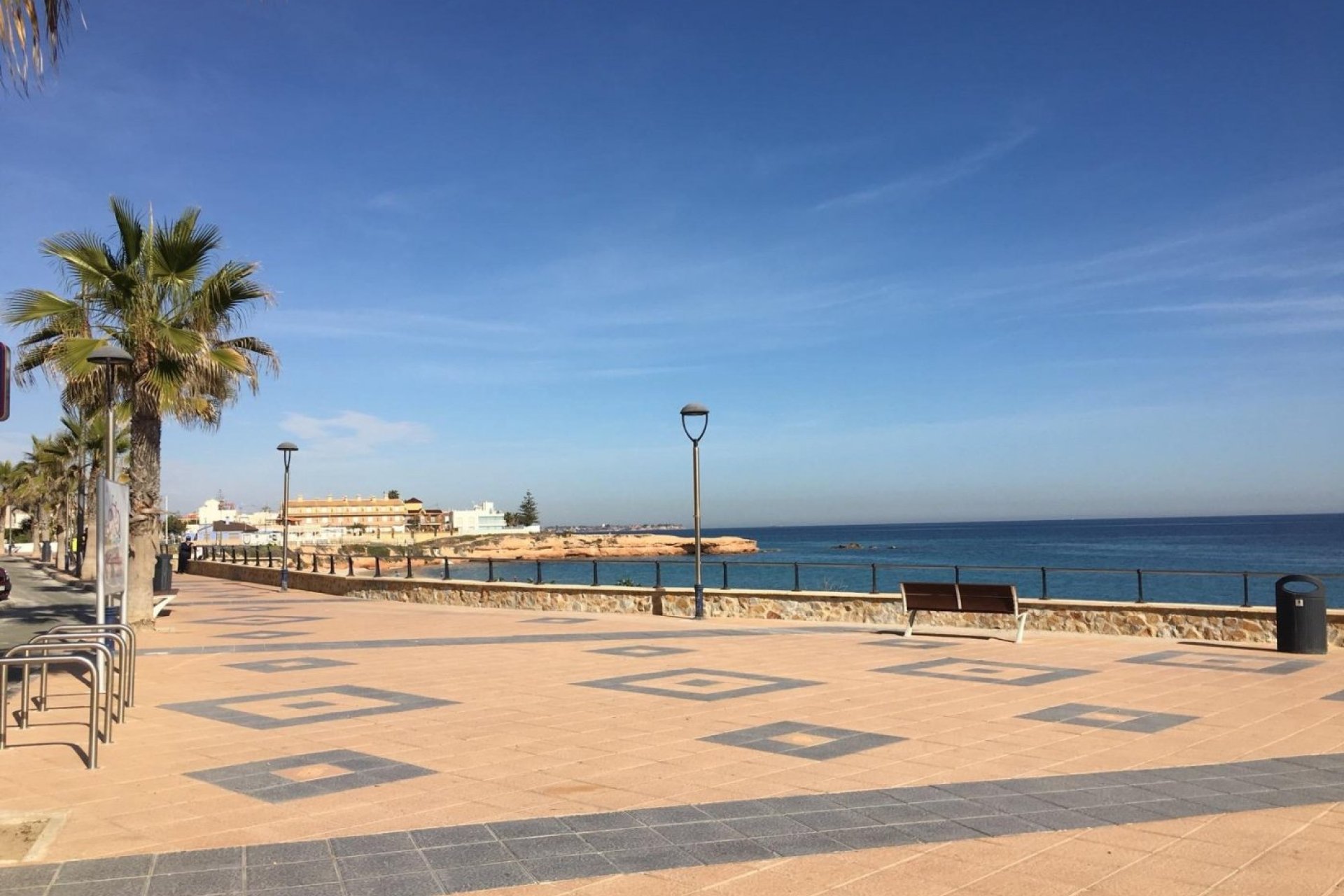 New Build - Detached House / Villa -
Pilar de la Horadada - pueblo