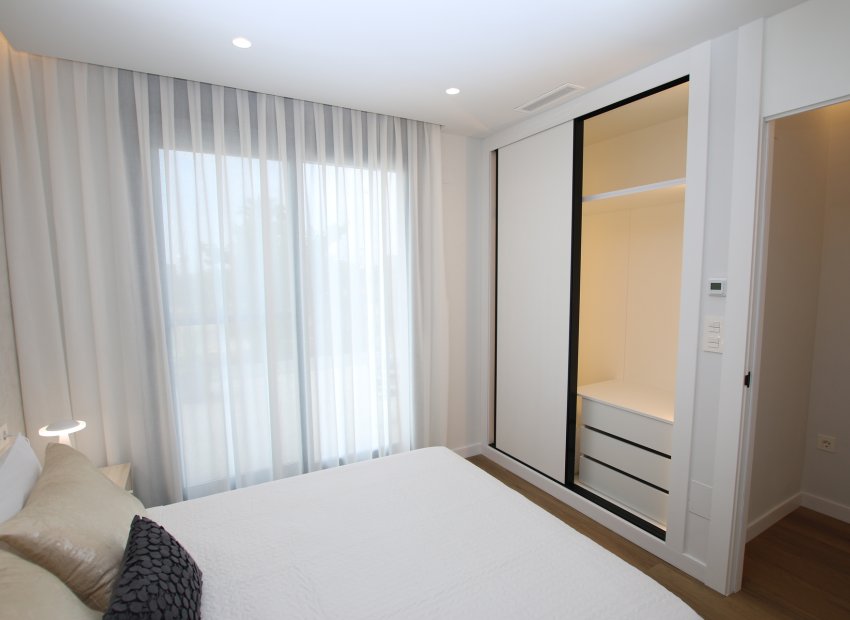 New Build - Detached House / Villa -
Pilar de la Horadada