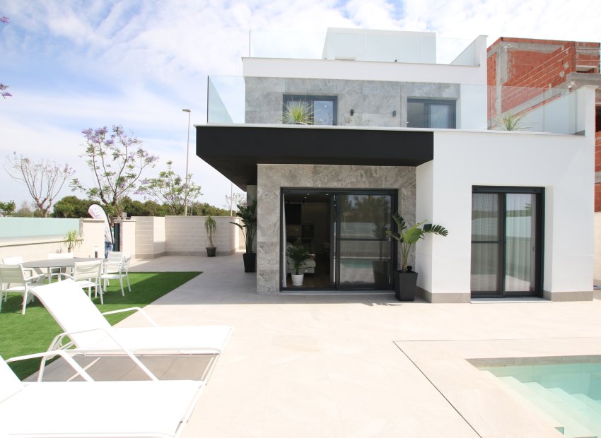 New Build - Detached House / Villa -
Pilar de la Horadada