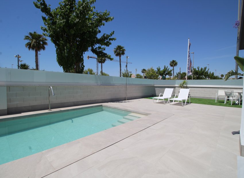 New Build - Detached House / Villa -
Pilar de la Horadada