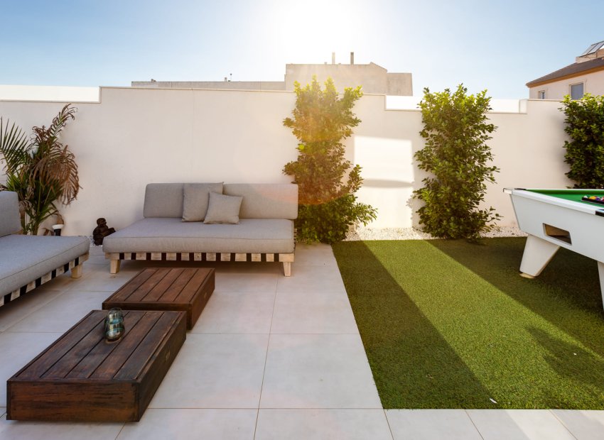 New Build - Detached House / Villa -
Pilar de la Horadada