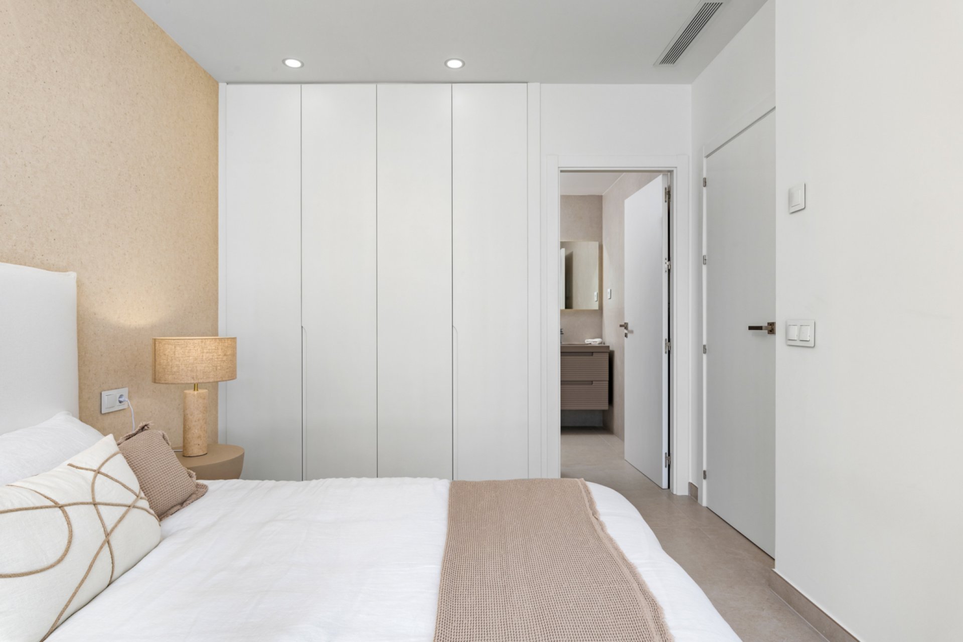 New Build - Detached House / Villa -
Pilar de la Horadada