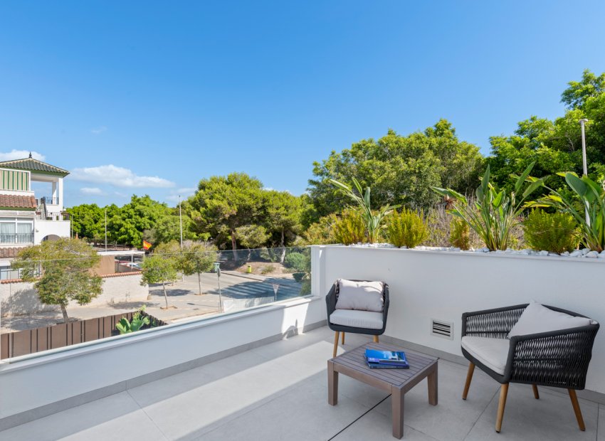 New Build - Detached House / Villa -
Pilar de la Horadada