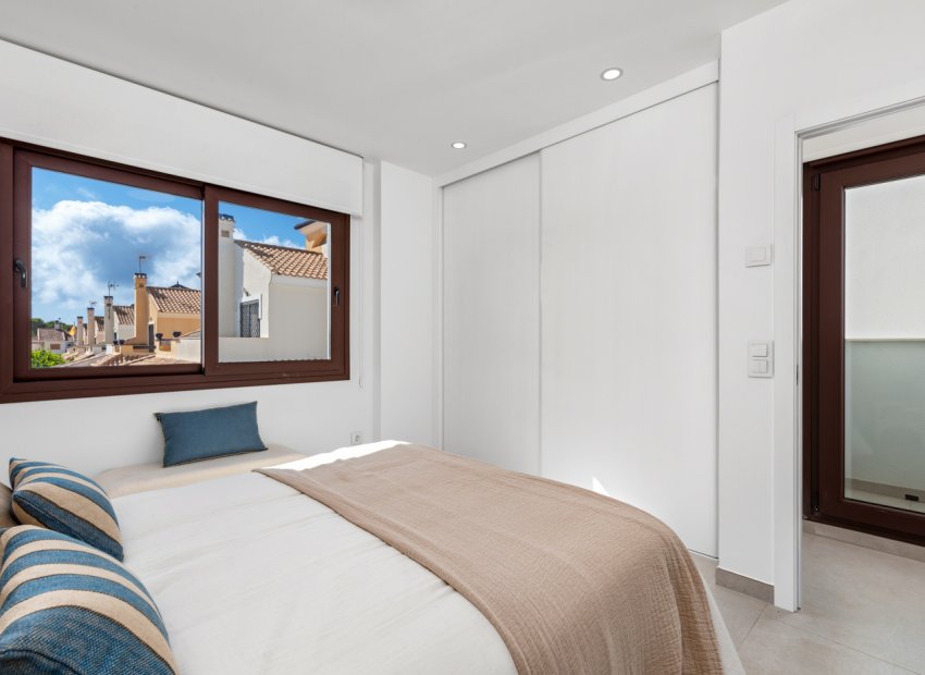 New Build - Detached House / Villa -
Pilar de la Horadada