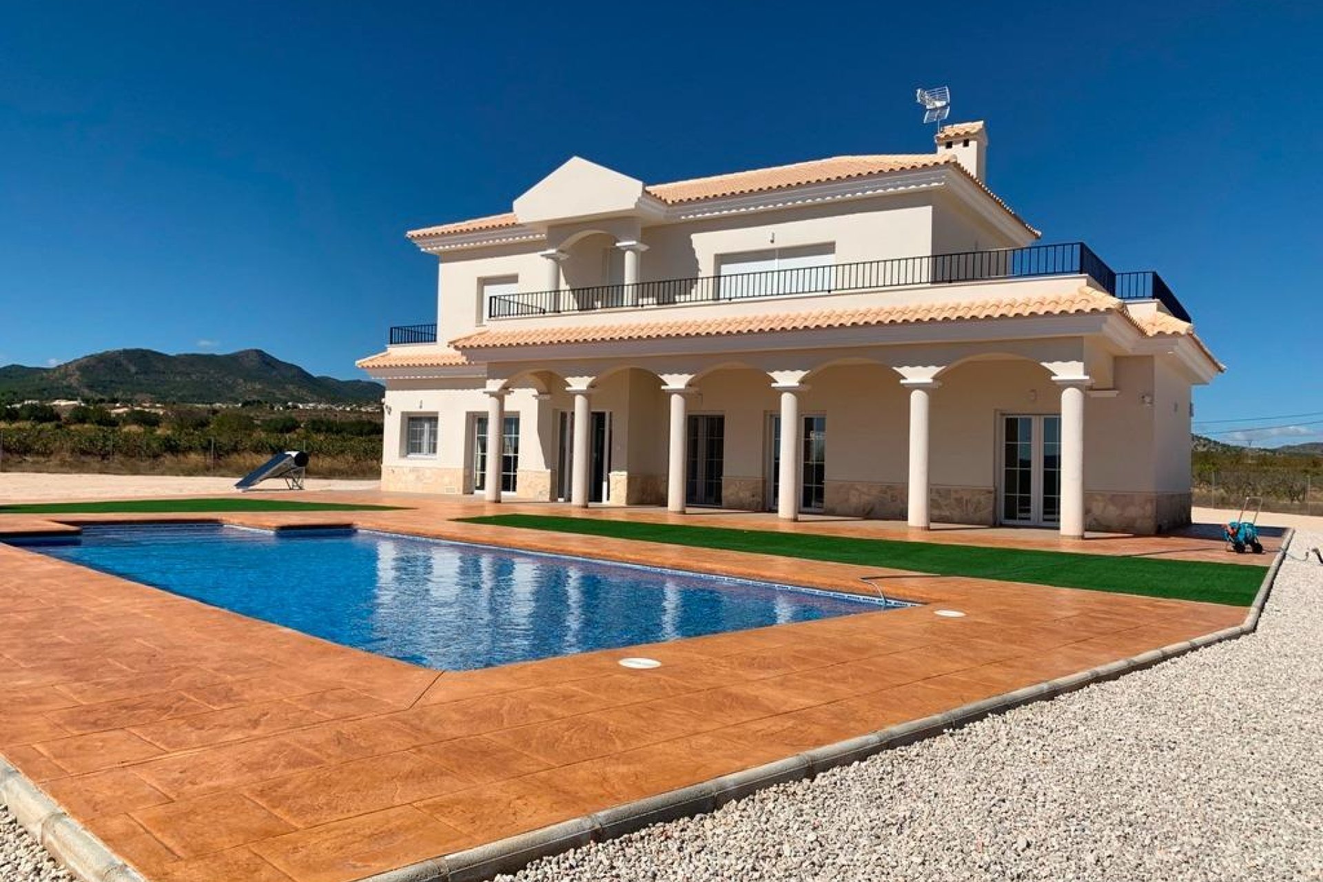 New Build - Detached House / Villa -
Pinoso - Camino Del Prado