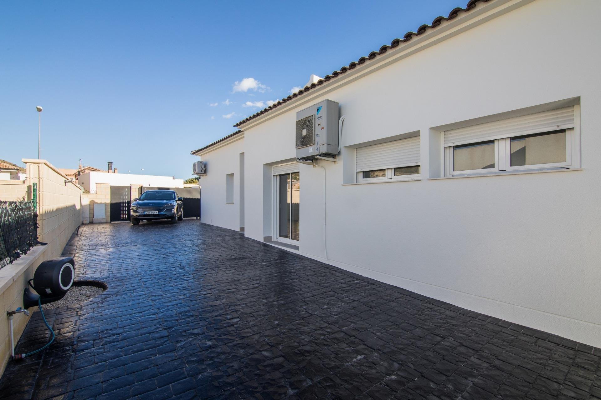 New Build - Detached House / Villa -
Pinoso - Lel