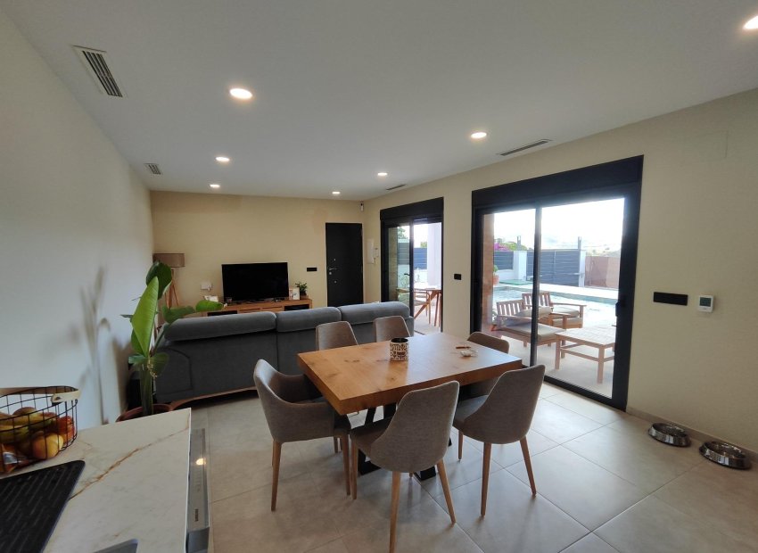 New Build - Detached House / Villa -
Pinoso - Lel