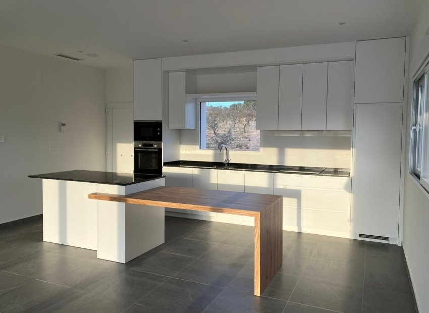 New Build - Detached House / Villa -
Pinoso