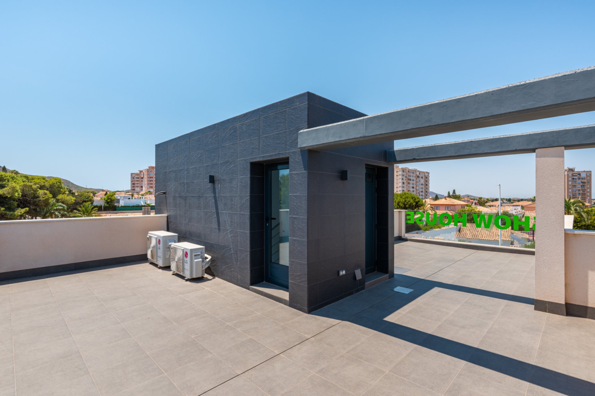 New Build - Detached House / Villa -
Playa Paraiso