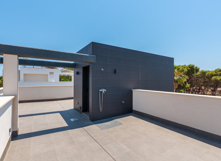 New Build - Detached House / Villa -
Playa Paraiso
