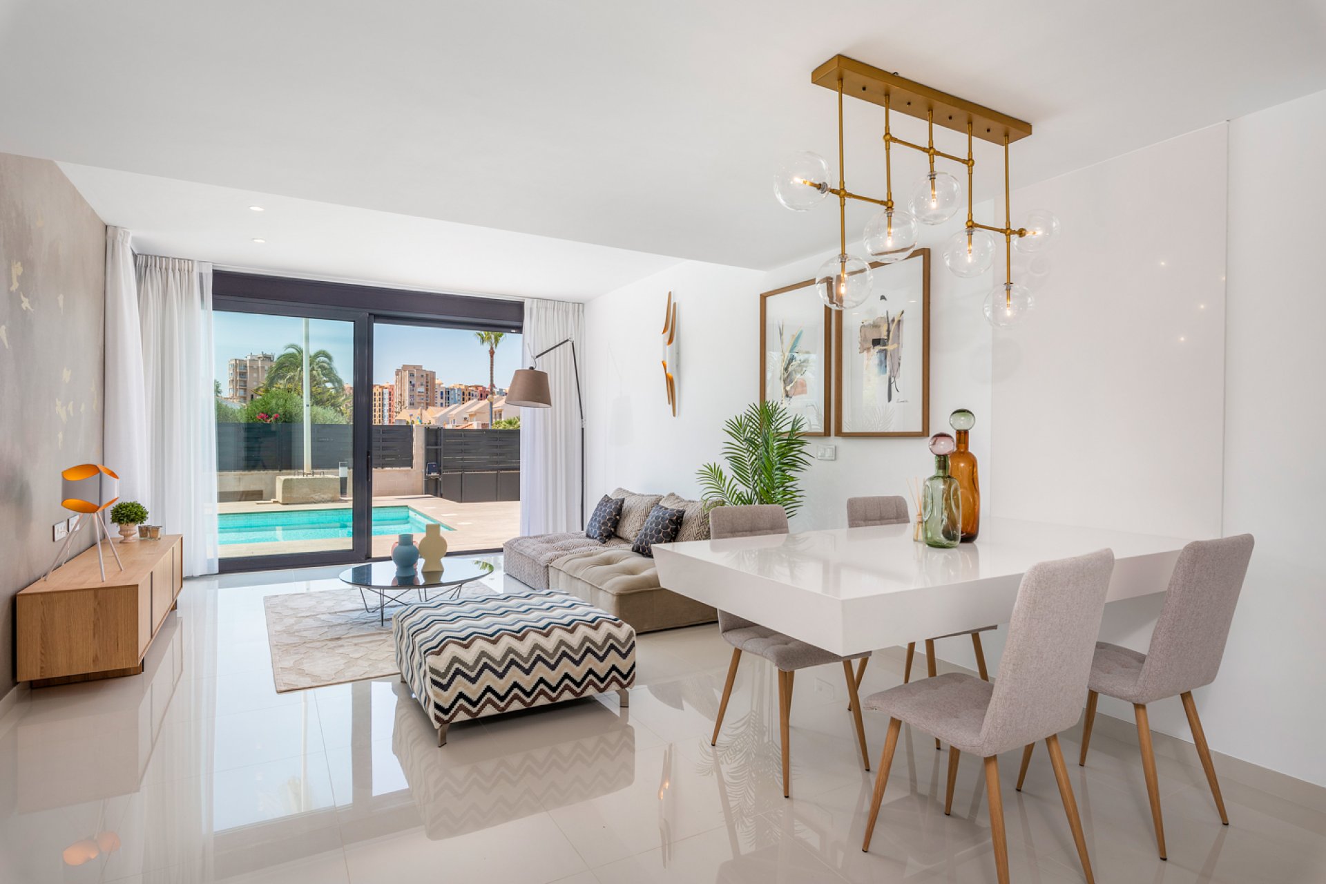New Build - Detached House / Villa -
Playa Paraiso