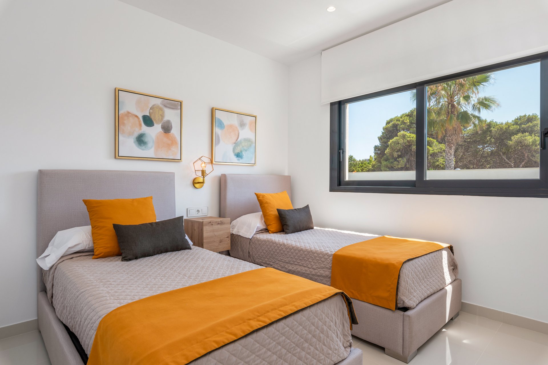 New Build - Detached House / Villa -
Playa Paraiso