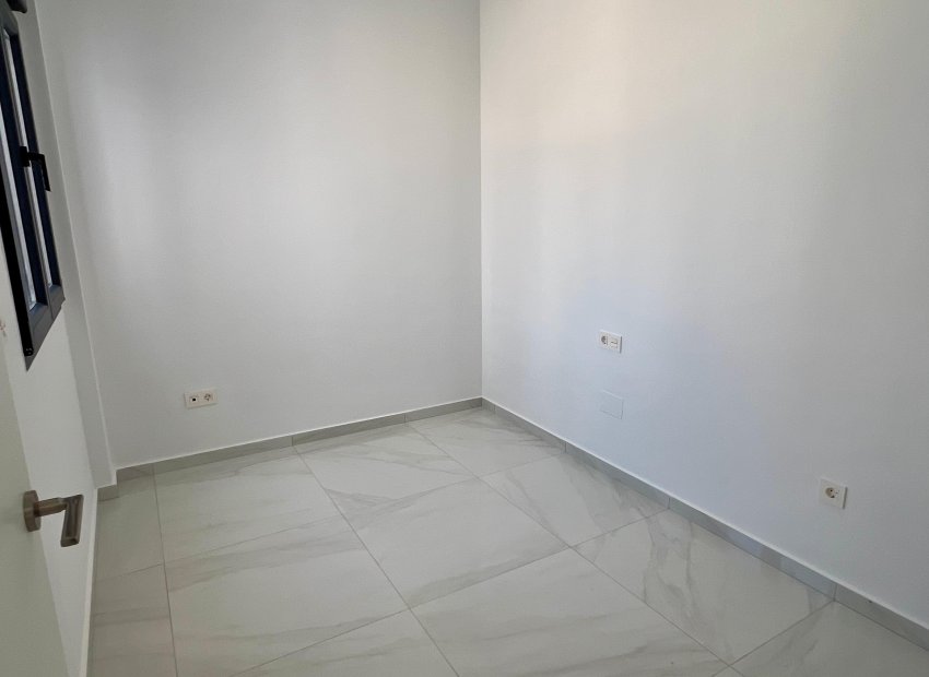 New Build - Detached House / Villa -
Polop